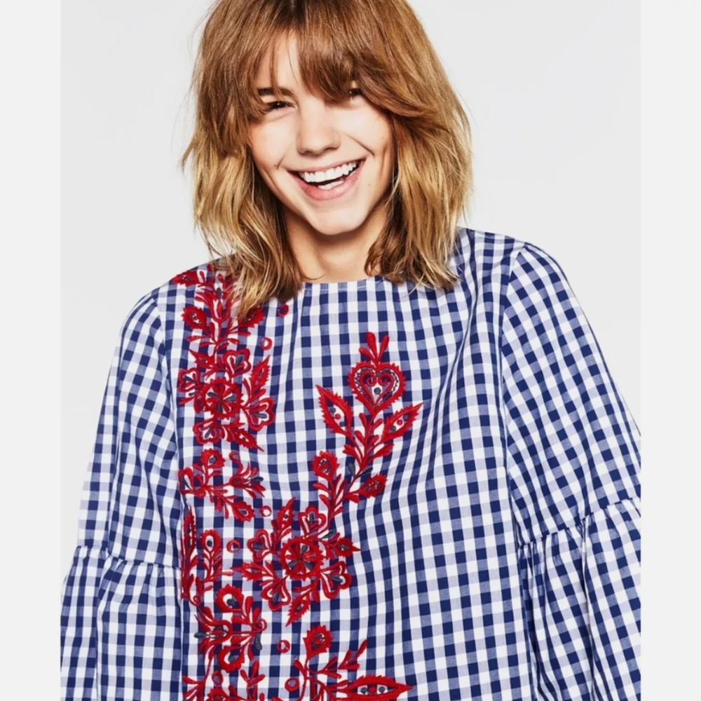 Zara Woman Cropped Blouse Blue/White Gingham Red Embroidery Bell Sleeve